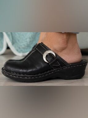 Josef Seibel European Comfort Leather Clogs – Size 40